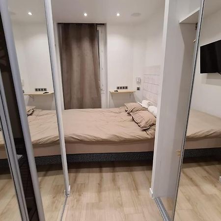 Suresnes : 2 Pieces Cosy Daire Dış mekan fotoğraf
